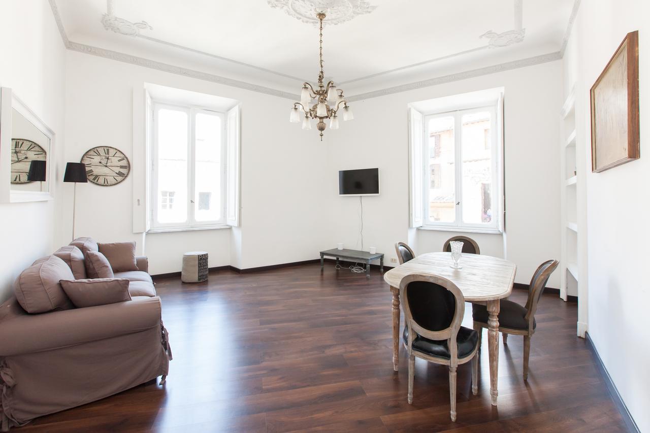 Habitat'S Navona Apartment Rome Bagian luar foto